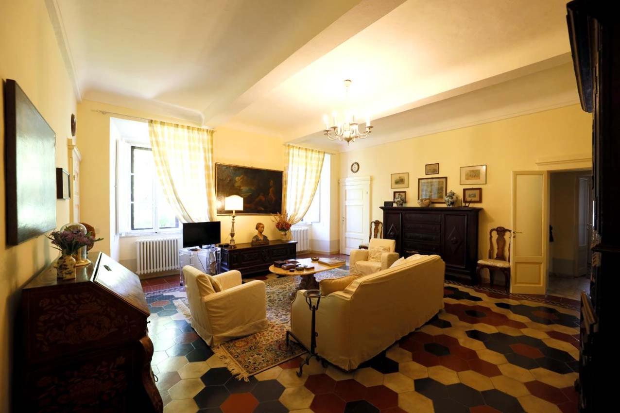 Villa La Strega Siena Exterior foto